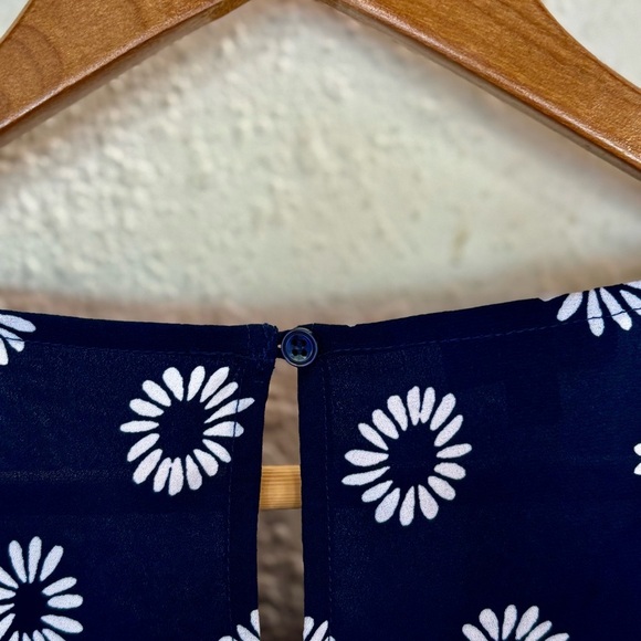 Talbots Navy and White Floral Blouse - Picture 5 of 7